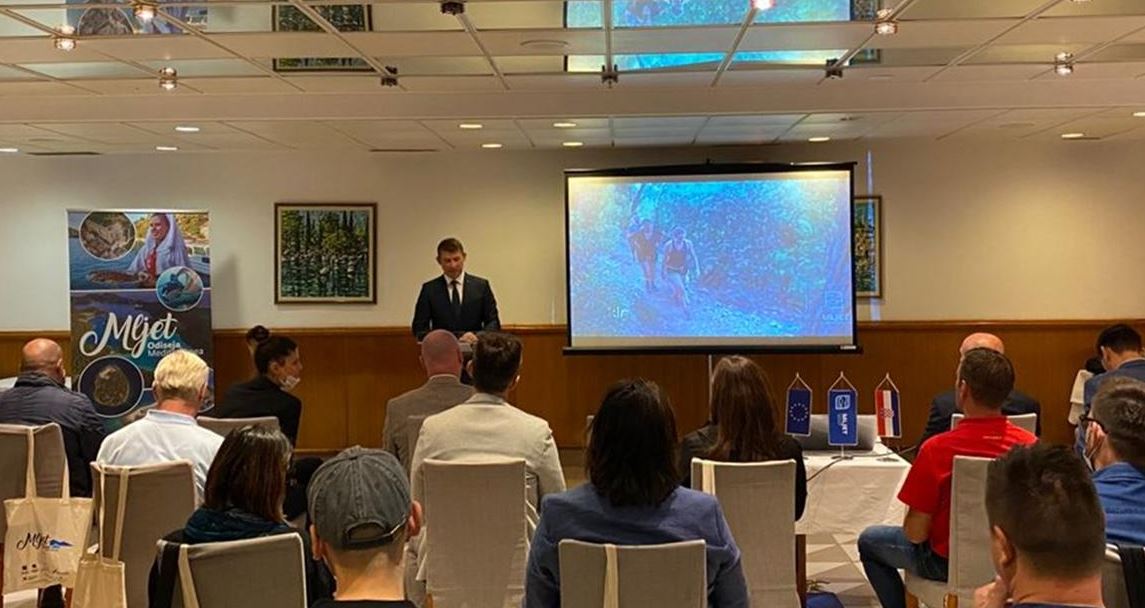 Pročitajte više o članku Projekt Odise(j)a Mediterranea zaokružen besplatnim turama, posjetom NP Mljet i koncertom Valetuda