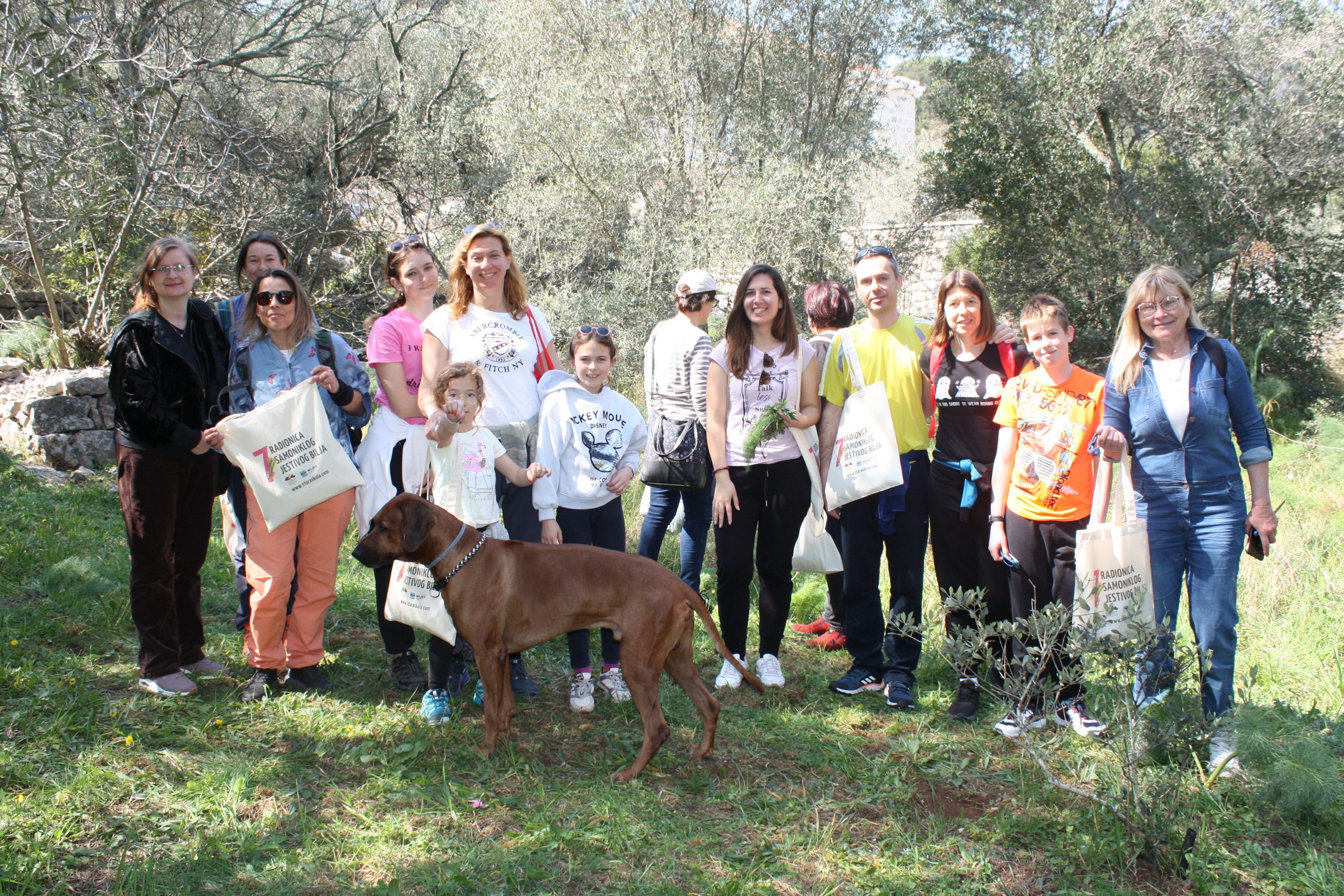 Pročitajte više o članku Održana 7. radionica samoniklog jestivog bilja